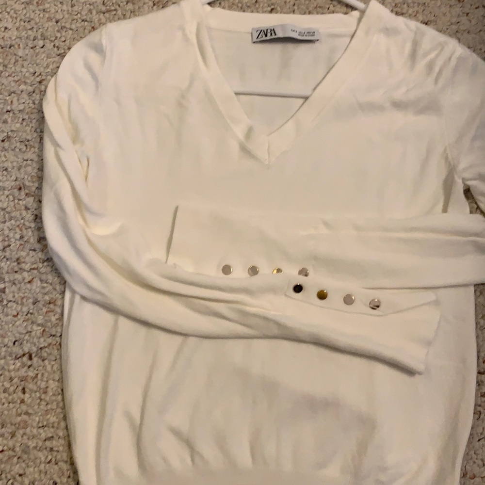 V-neck sweater